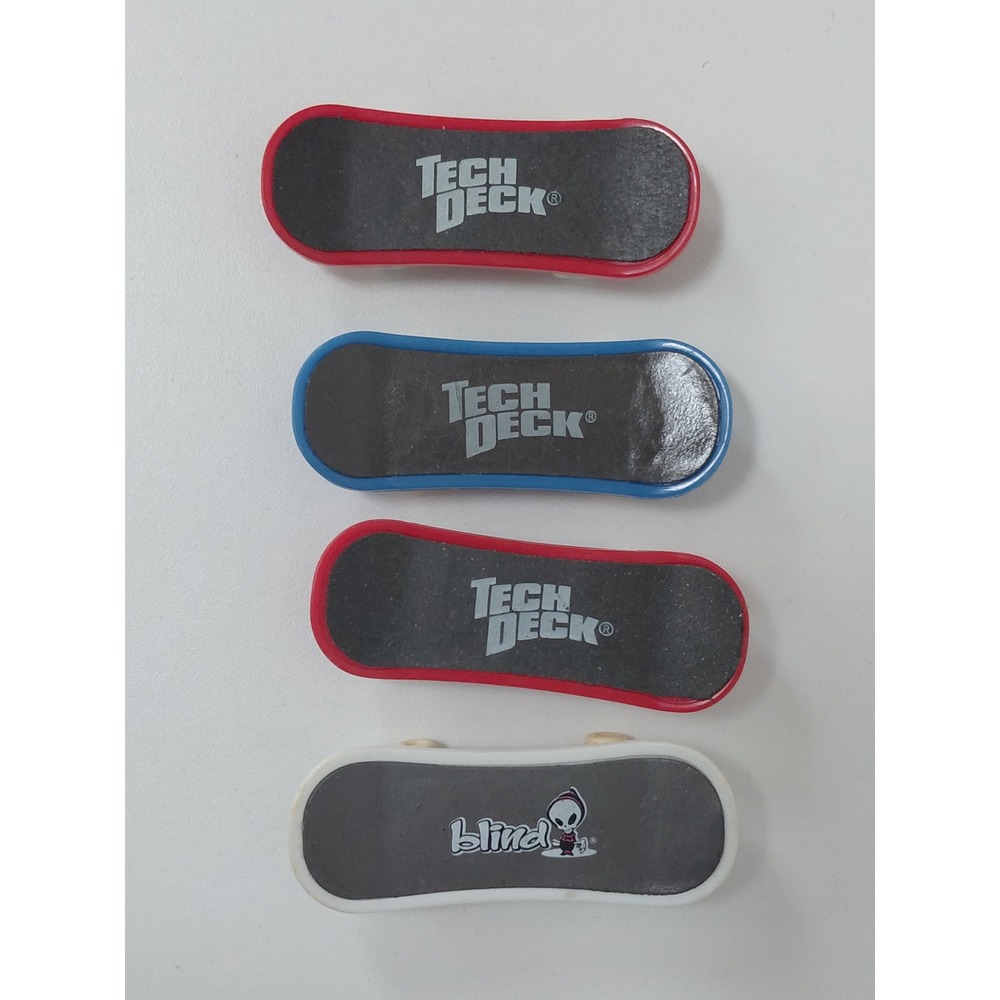 Vintage Tech Deck Blind Fingerboards Lot of 4 Miniature Skateboards Red Blue